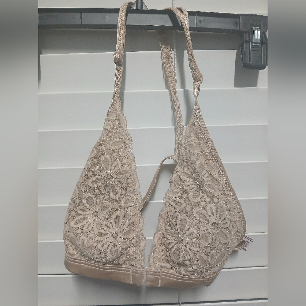 Victoria Secret Bra Elegant Tan Lace